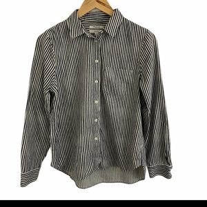 Madewell shrunken ex boyfriend shirt XS